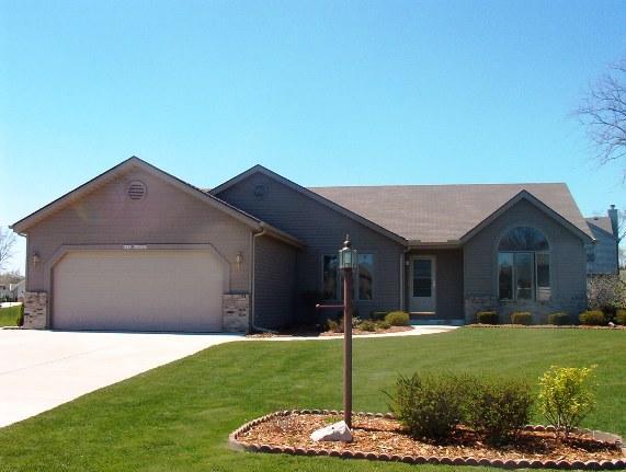 19751 W Woodberry #N113, Germantown, WI 53022