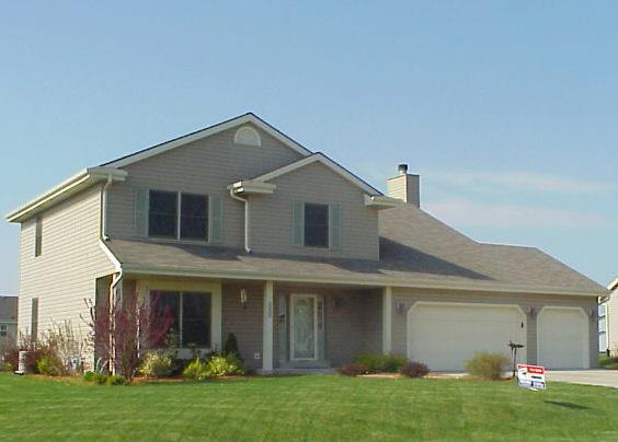 [Address Hidden by Seller], Oak Creek, WI 53154