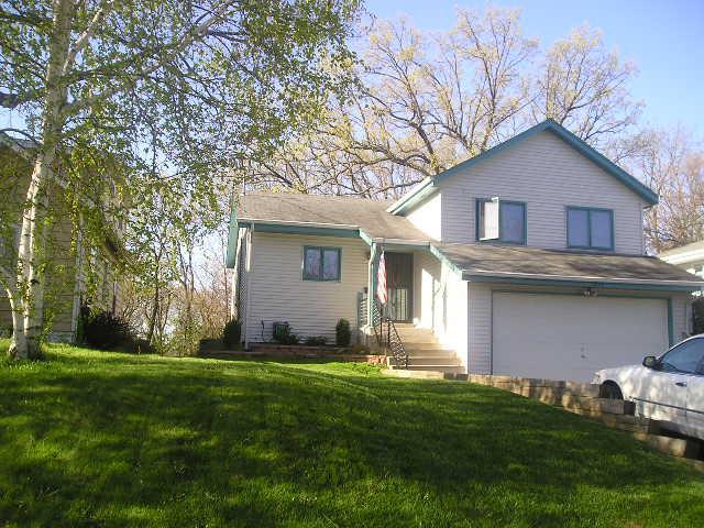 2025 Easy St., Waukesha, WI 53188