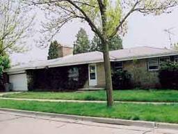 2323 W Barnard Ave., Milwaukee, WI 53221