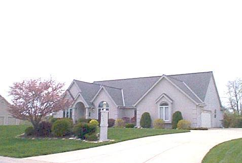 1055 Auburn Dr., Brookfield, WI 53045