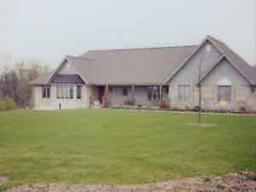 639 Martin Ct., Cedarburg, WI 53012
