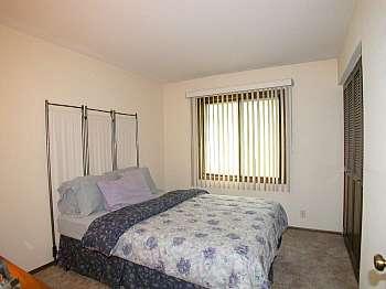 8222 Parkridge Ln., Greendale, WI 53129