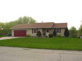 1119 Mukwonago Dr., Mukwonago, WI 53149