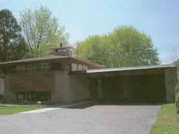 3056 N Main St., Racine, WI 53402