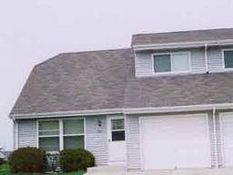 366 Thomas Dr, Port Washington, WI 53074