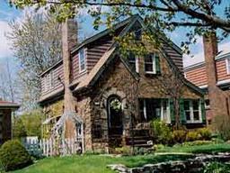 3741 S 14th St., Milwaukee, WI 53221