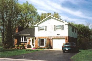 1959 Mitten Ct, East Troy, WI 53120