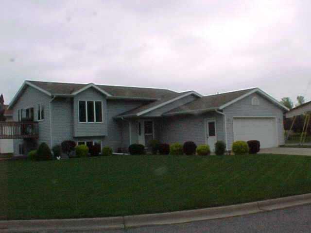 937 Park Pl., Onalaska, WI 54650
