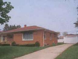 3319 La Salle St., Racine, WI 53402