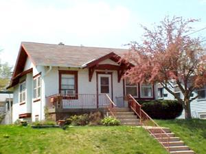 2616 Cottonwood Ct, Racine, WI 53402