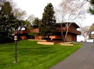 830 Waters Edge Rd., Caledonia, WI 53402