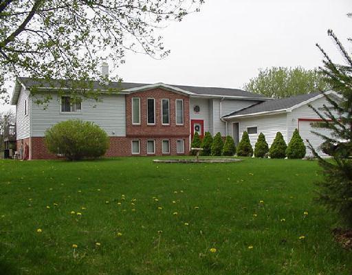 11970 187th Ave., Bristol, WI 53104