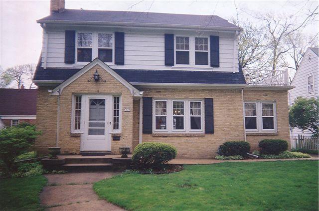 5026 N Woodruff Ave., Whitefish Bay, WI 53217