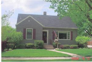 7802 28th Ave, Kenosha, WI 53143