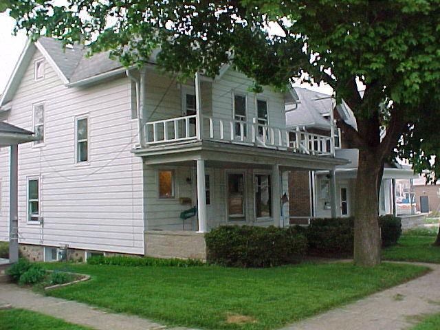 214 W Sumner St., Hartford, WI 53027