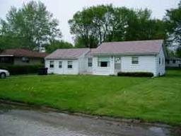 430 Meacham St., Mukwonago, WI 53149