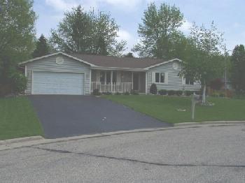303 W Oak Ln., Elkhorn, WI 53121
