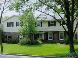2735 N 122nd St., Wauwatosa, WI 53222