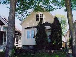 2212 S Austin St, Milwaukee, WI 53207