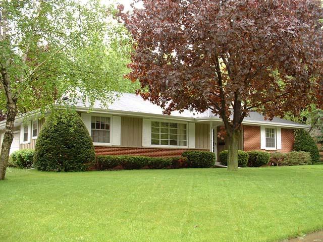 1411 E Roberta Ave., Waukesha, WI 53186