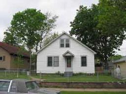 1710 S East Ave., La Crosse, WI 54601