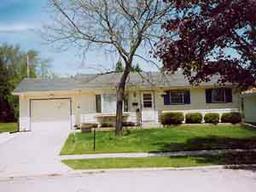 130 Antoine Dr., Port Washington, WI 53074