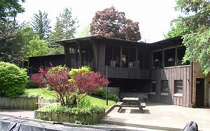 603 Main St., Pewaukee, WI 53072