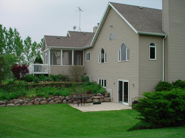 W10973 Breyer Rd., Elba, WI 53925