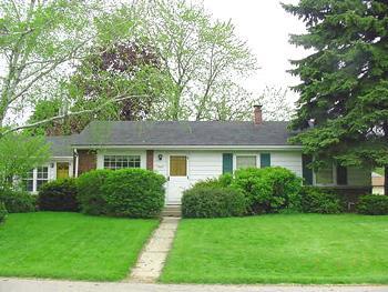 5689 N Sunset Ln., Glendale, WI 53209