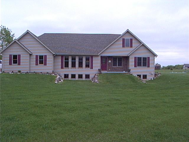 7053 N Jennifer Dr., Plymouth, WI 53073