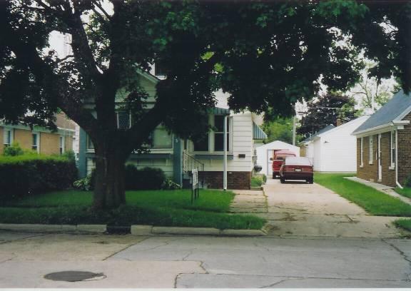1927 Deane Blvd, Racine, WI 53403