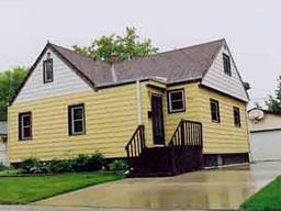 2707 E Holmes Ave., Cudahy, WI 53110