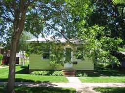 2021 East Ave., La Crosse, WI 54601