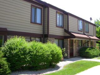 4033 W College Ave., Franklin, WI 53221