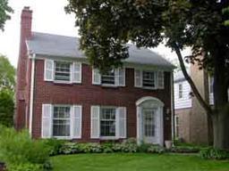 5264 N Kent Ave, Whitefish Bay, WI 53217