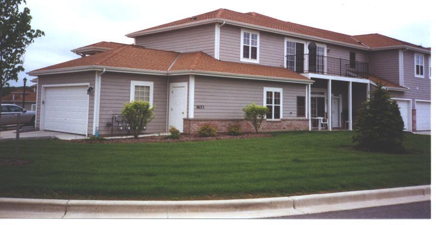 6623 102nd  St., Pleasant Prairie, WI 53158