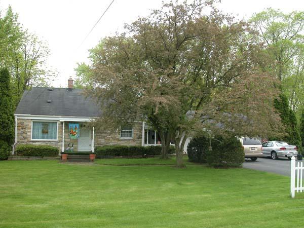 18325 W Bolter Ln., Brookfield, WI 53045