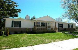 634 N Wisconsin St, Port Washington, WI 53074