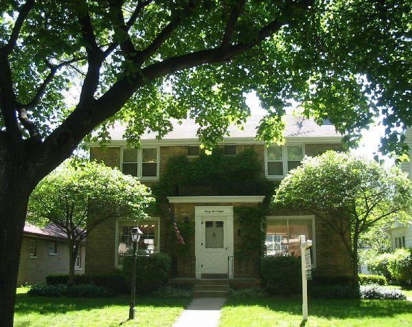 3208 S Logan, Milwaukee, WI 53207