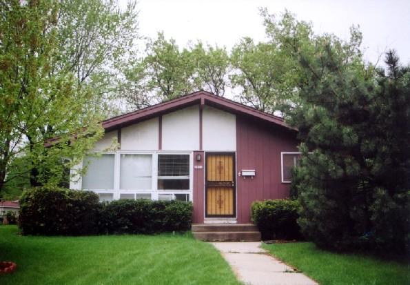 5833 N Witte Ln., Glendale, WI 53209