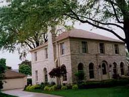 663 N 75th St., Wauwatosa, WI 53213