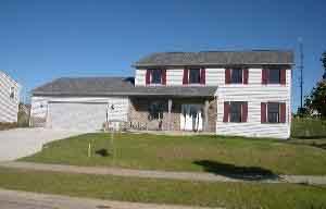 556 Timberline Dr, Slinger, WI 53086