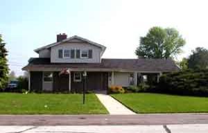 8 Steeplechase Dr, Racine, WI 53402