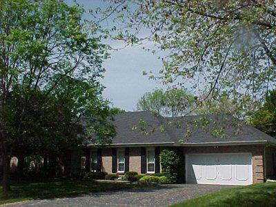 8721 N Pelham Pkwy., Bayside, WI 53217