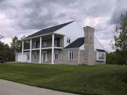 411 Westfield Way, Pewaukee, WI 53072