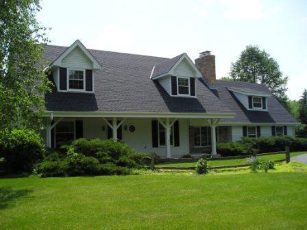 1710 Malibu Dr., Cedarburg, WI 53012