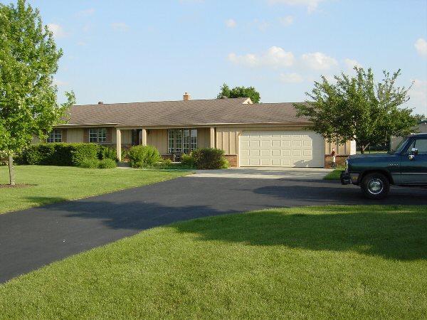 W37341 Estates Dr. #S105, Eagle, WI 53119