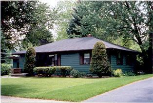 613 Lemira Ave., Waukesha, WI 53188