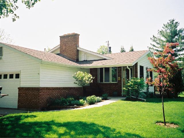 517 W Court St., Elkhorn, WI 53121